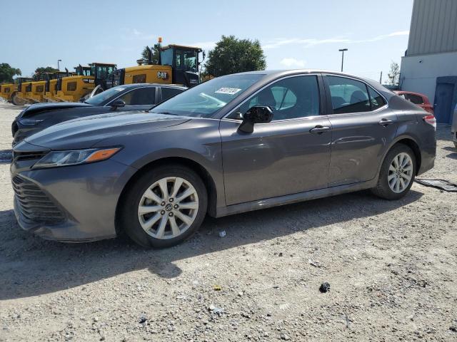 TOYOTA CAMRY L 2018 4t1b11hk0ju143036