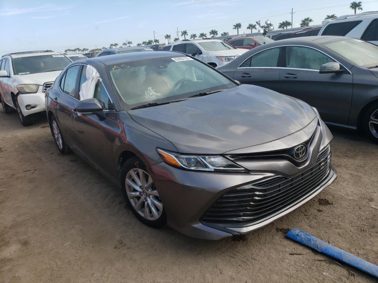 TOYOTA CAMRY L 2018 4t1b11hk0ju510176