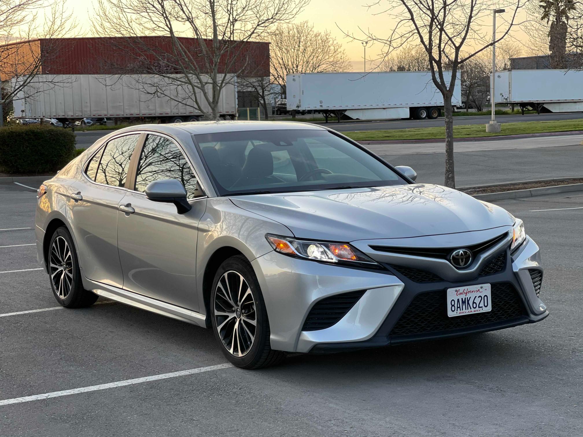 TOYOTA CAMRY L 2018 4t1b11hk0ju517371