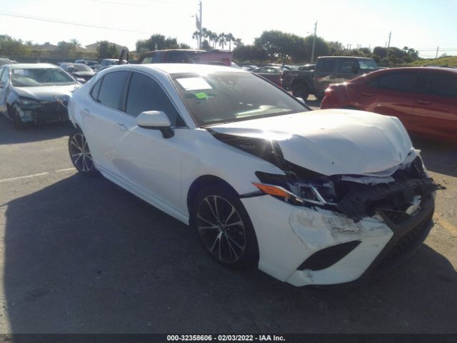 TOYOTA CAMRY 2018 4t1b11hk1ju081923