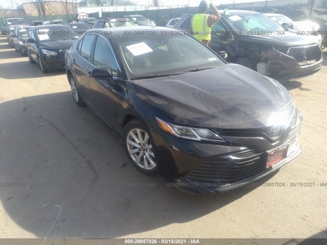 TOYOTA CAMRY 2018 4t1b11hk1ju097362