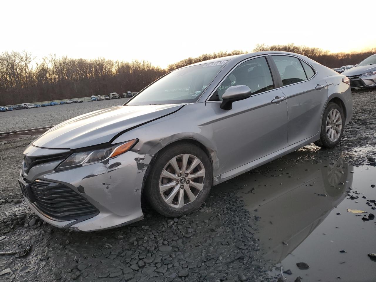 TOYOTA CAMRY 2018 4t1b11hk1ju143465