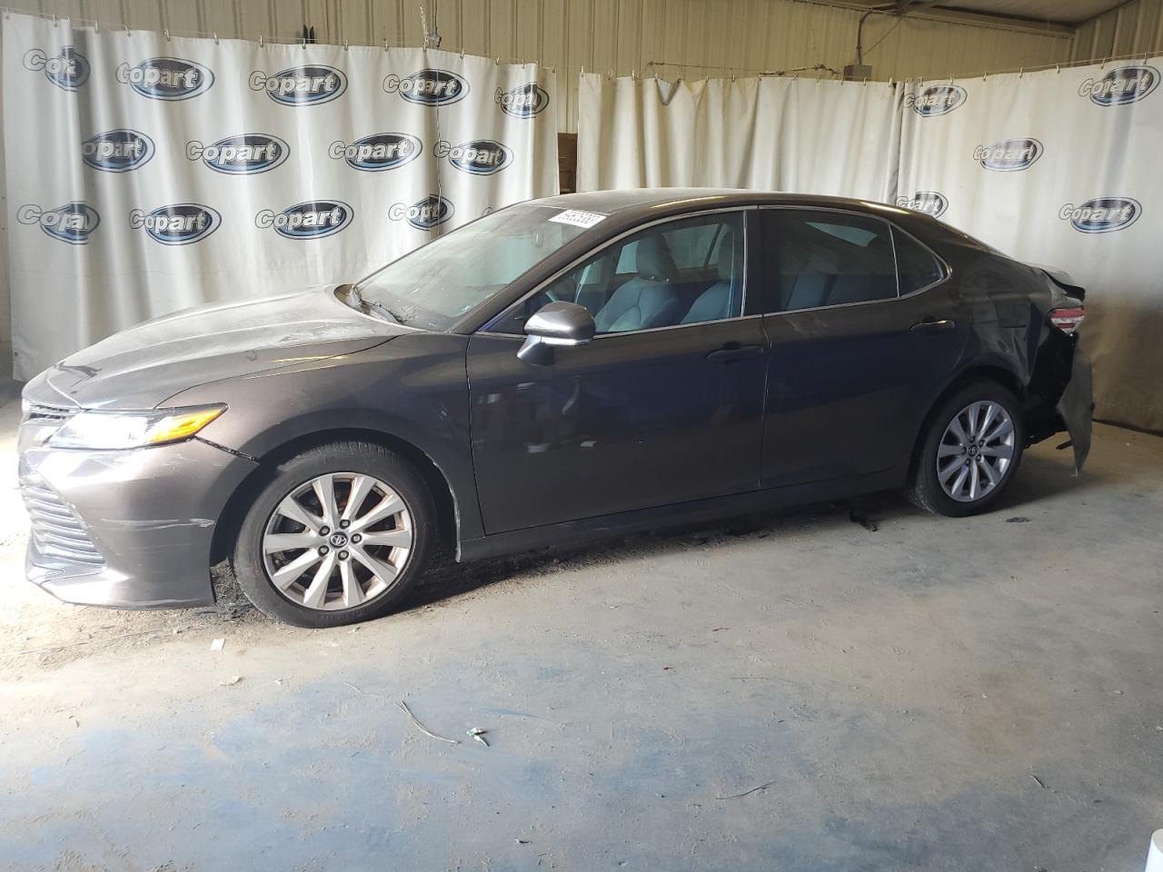 TOYOTA CAMRY 2018 4t1b11hk1ju145345