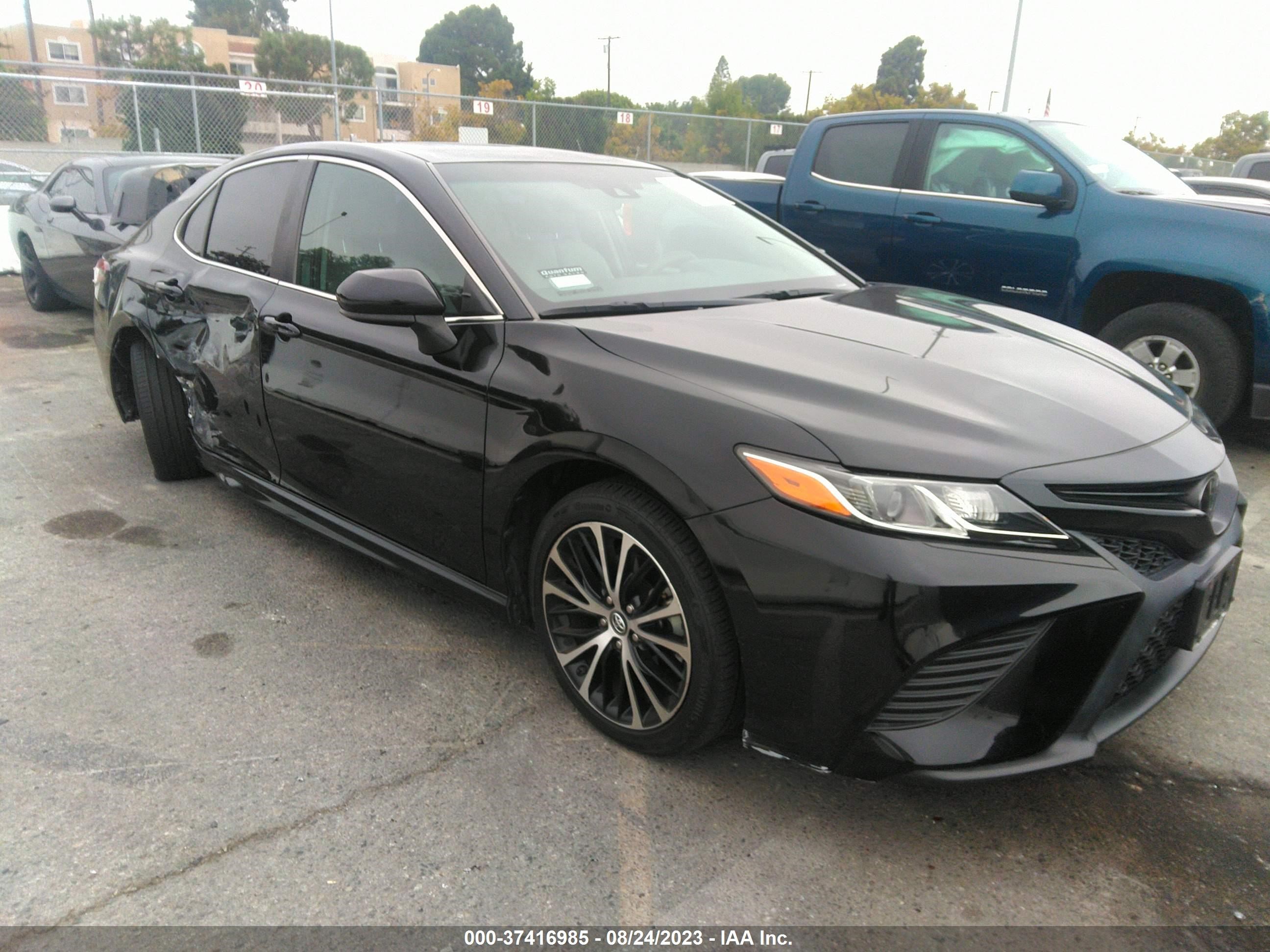 TOYOTA CAMRY 2018 4t1b11hk1ju608343