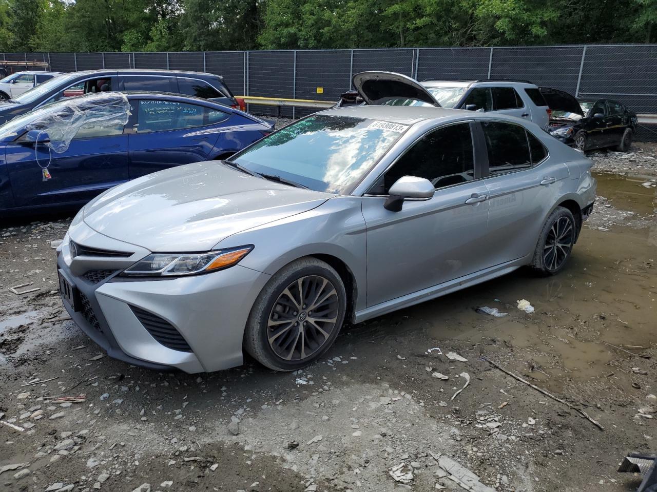 TOYOTA CAMRY 2018 4t1b11hk1ju636093