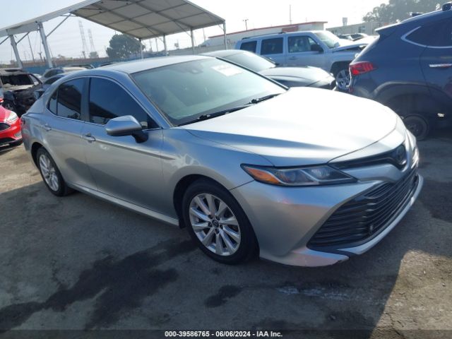 TOYOTA CAMRY 2018 4t1b11hk1ju640029