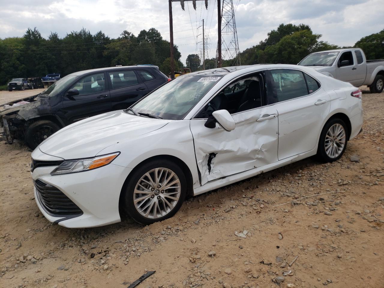 TOYOTA CAMRY 2018 4t1b11hk1ju672544