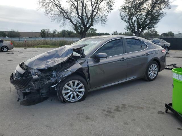 TOYOTA CAMRY 2018 4t1b11hk2ju015395