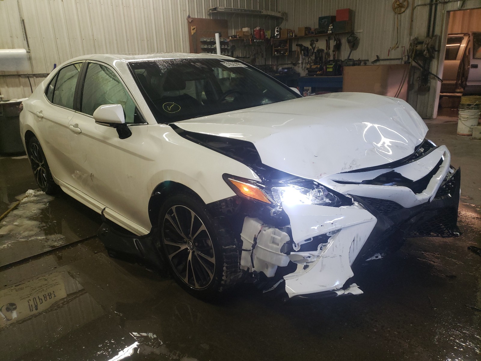 TOYOTA CAMRY L 2018 4t1b11hk2ju015946