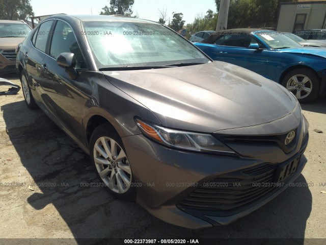 TOYOTA CAMRY 2018 4t1b11hk2ju024730