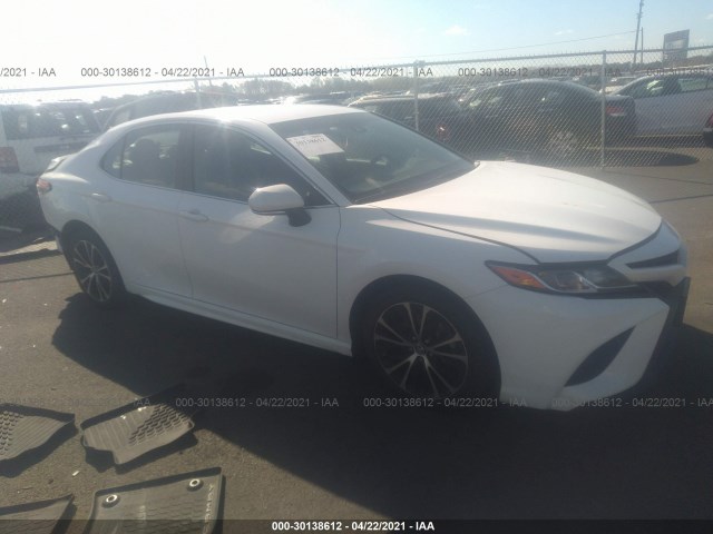 TOYOTA CAMRY 2018 4t1b11hk2ju034710