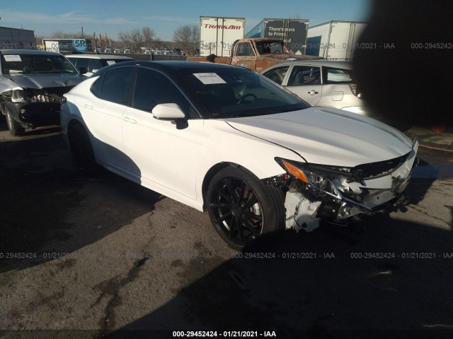 TOYOTA CAMRY 2018 4t1b11hk2ju043357