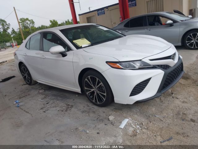 TOYOTA CAMRY 2018 4t1b11hk2ju045075