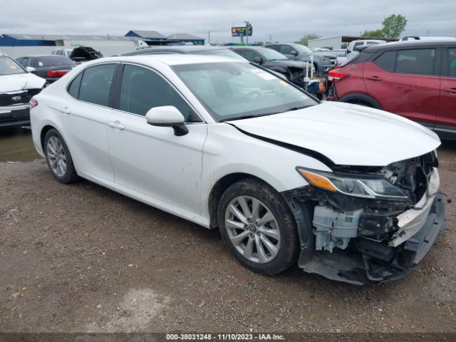 TOYOTA CAMRY 2018 4t1b11hk2ju064807