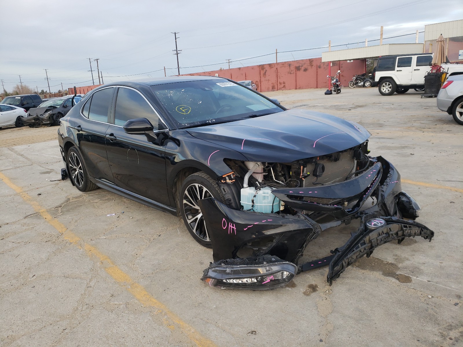 TOYOTA CAMRY L 2018 4t1b11hk2ju074236