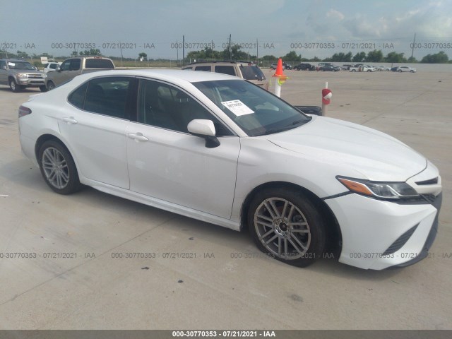 TOYOTA CAMRY 2018 4t1b11hk2ju079825