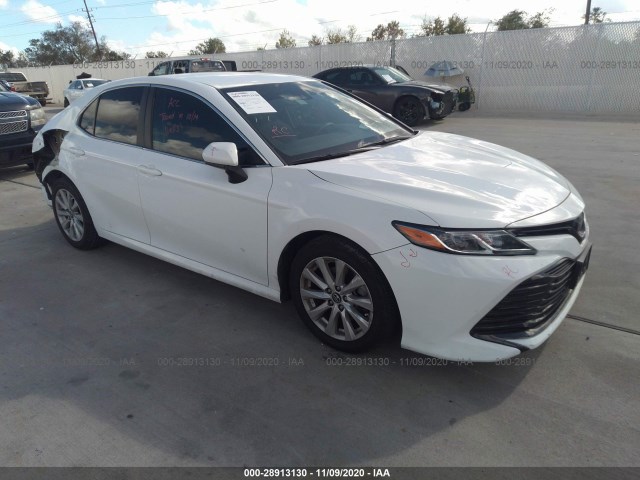 TOYOTA CAMRY 2018 4t1b11hk2ju087522