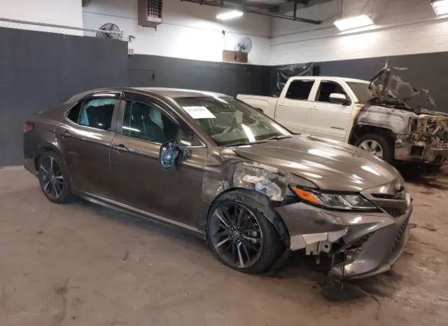 TOYOTA CAMRY 2018 4t1b11hk2ju540795