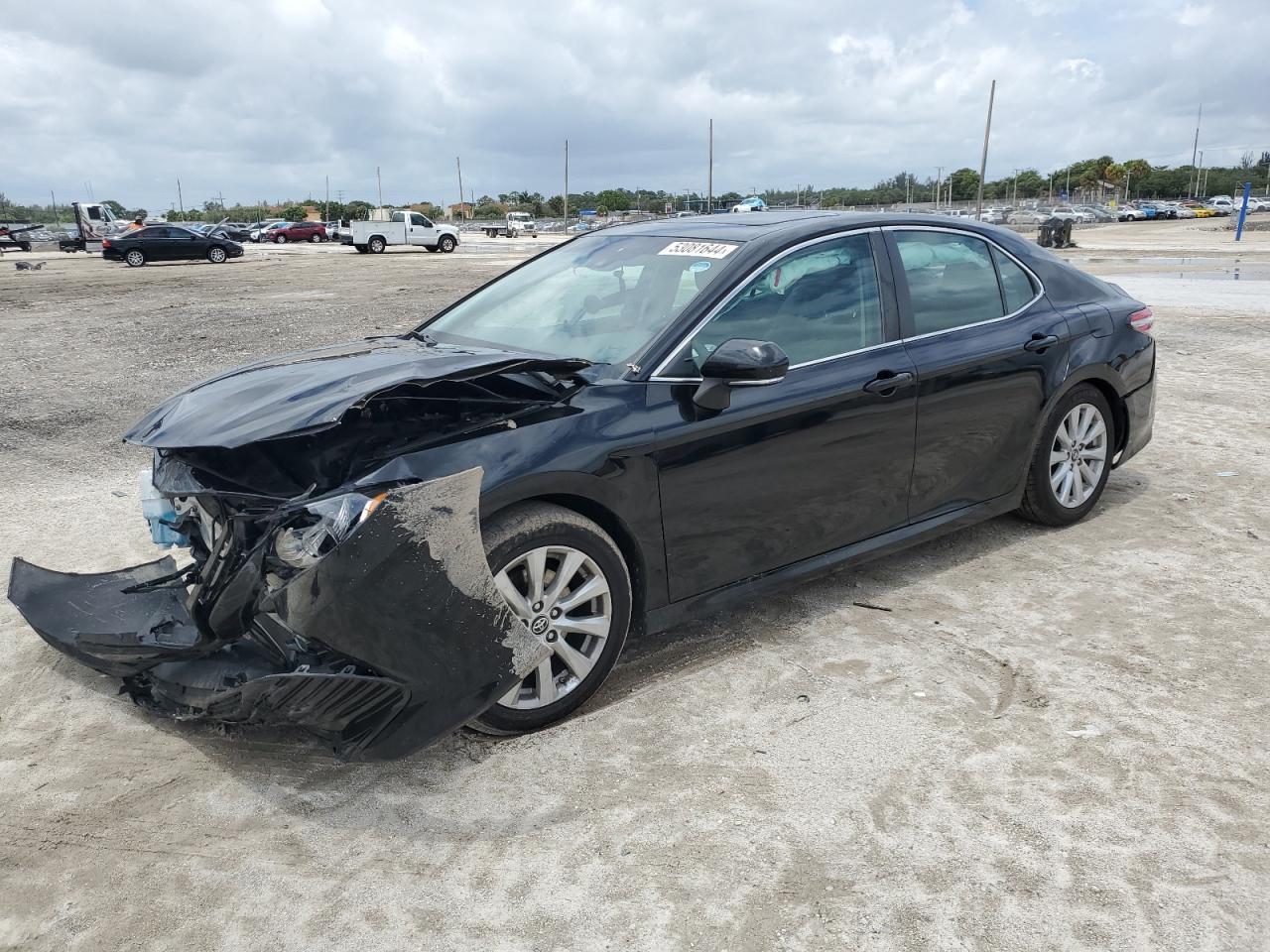 TOYOTA CAMRY 2018 4t1b11hk2ju605435