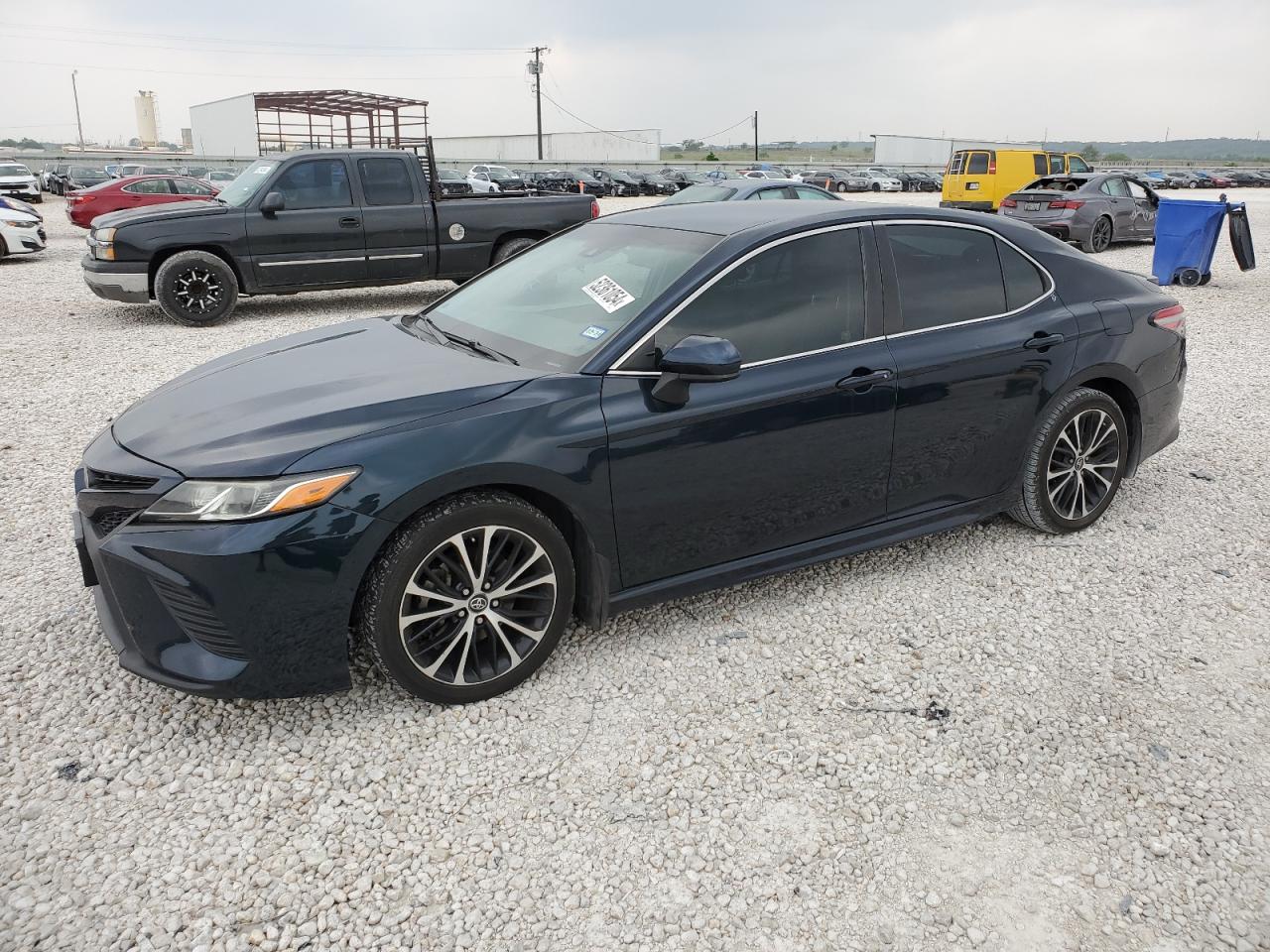 TOYOTA CAMRY 2018 4t1b11hk2ju630769