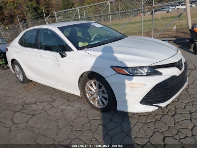 TOYOTA CAMRY 2018 4t1b11hk3ju025031