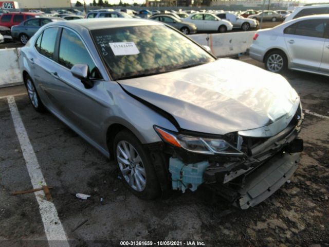 TOYOTA CAMRY 2018 4t1b11hk3ju083298