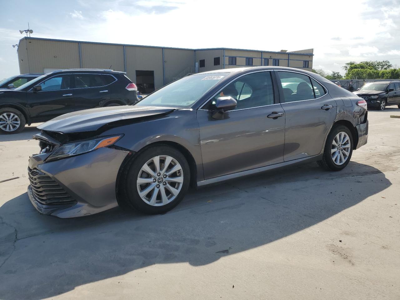 TOYOTA CAMRY 2018 4t1b11hk3ju105610