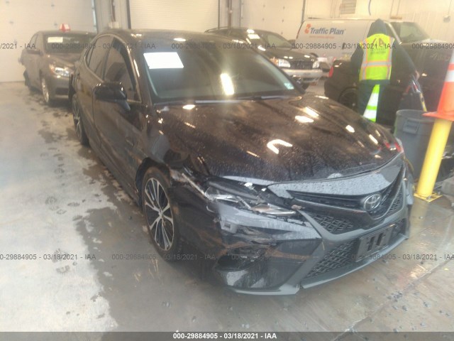 TOYOTA CAMRY 2018 4t1b11hk3ju110242