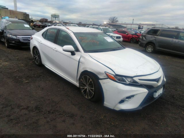 TOYOTA CAMRY 2018 4t1b11hk3ju140339