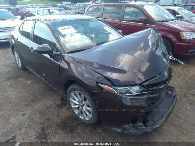 TOYOTA CAMRY 2018 4t1b11hk3ju504162