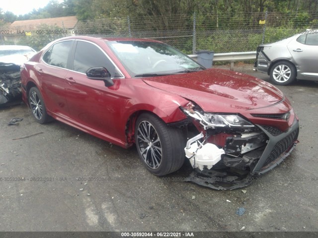 TOYOTA CAMRY 2018 4t1b11hk3ju511144