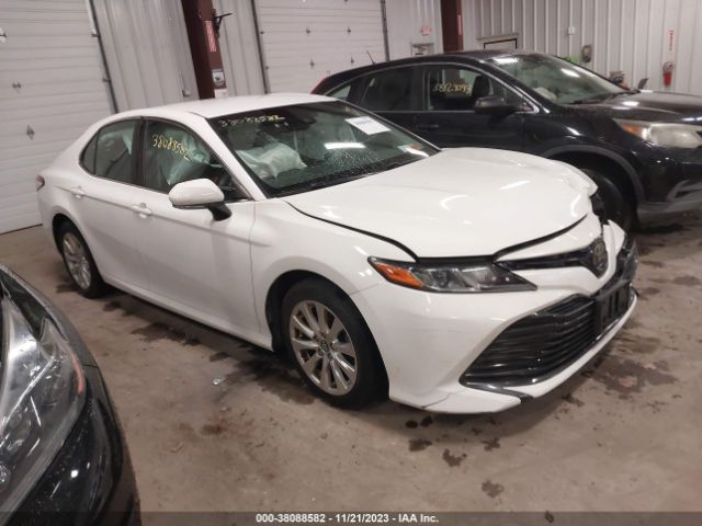 TOYOTA CAMRY 2018 4t1b11hk3ju551028