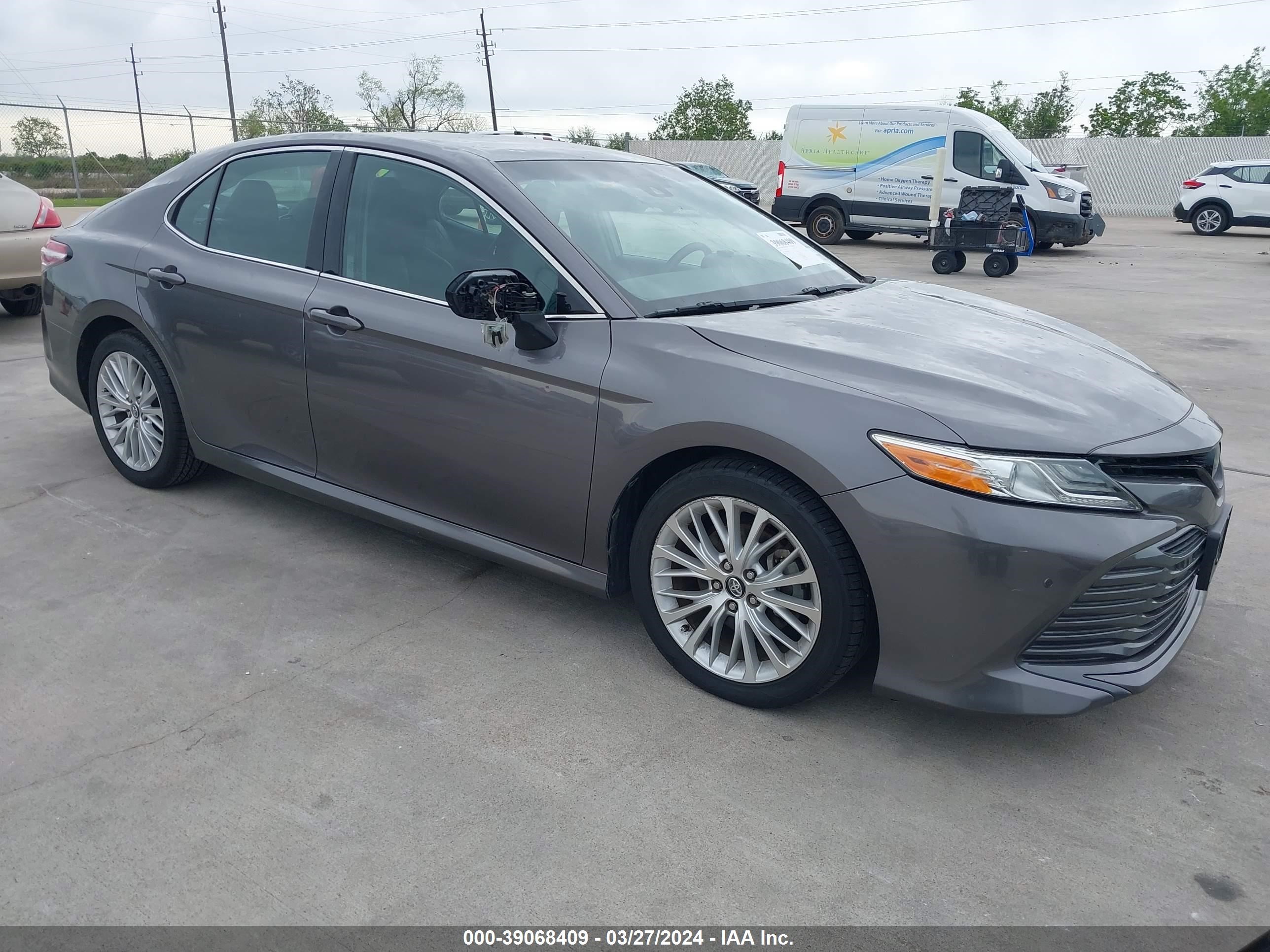 TOYOTA CAMRY 2018 4t1b11hk4ju004558