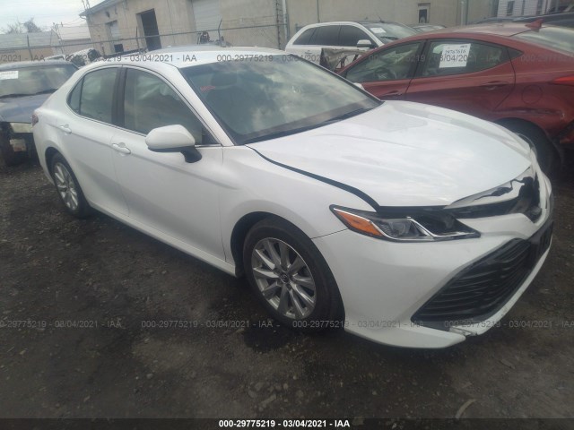 TOYOTA CAMRY 2018 4t1b11hk4ju007766