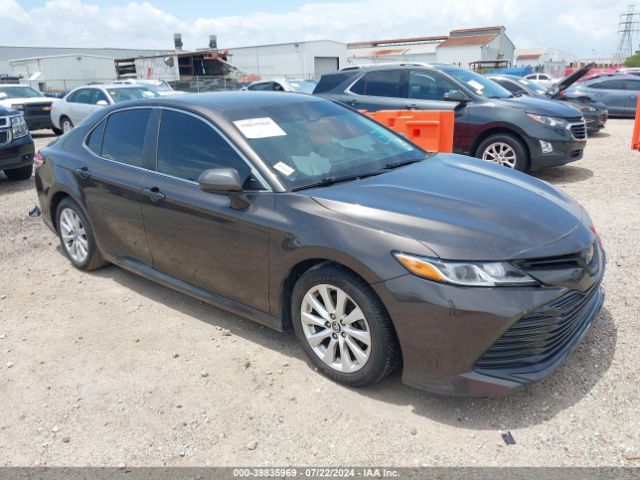 TOYOTA CAMRY 2018 4t1b11hk4ju048222