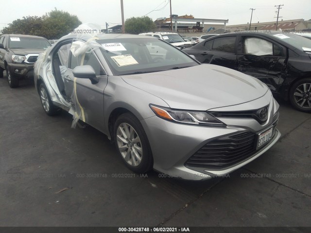 TOYOTA CAMRY 2018 4t1b11hk4ju064811