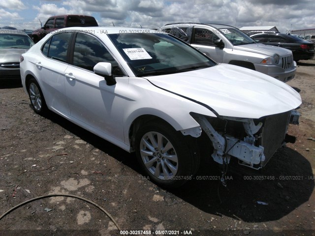 TOYOTA CAMRY 2018 4t1b11hk4ju102375