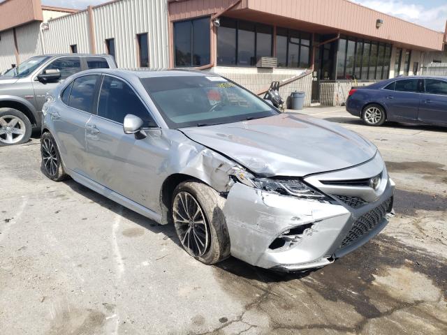 TOYOTA CAMRY SE 2018 4t1b11hk4ju139751