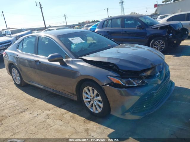 TOYOTA CAMRY 2018 4t1b11hk4ju520452