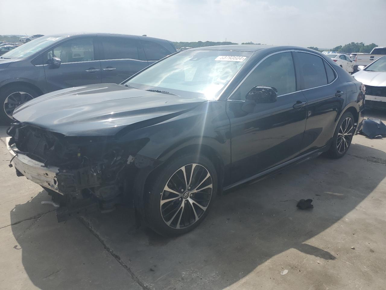 TOYOTA CAMRY 2018 4t1b11hk4ju563107