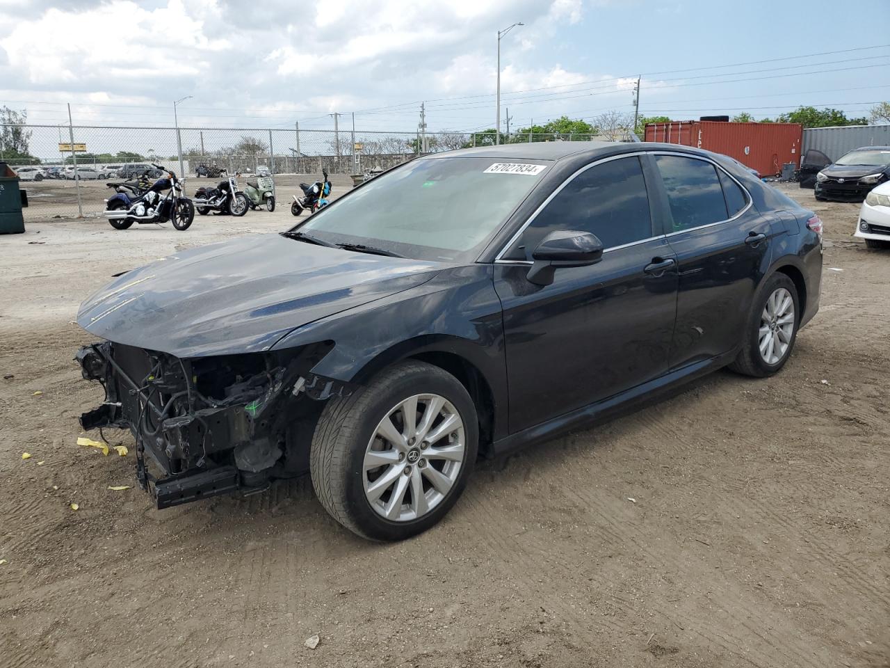 TOYOTA CAMRY 2018 4t1b11hk4ju646472