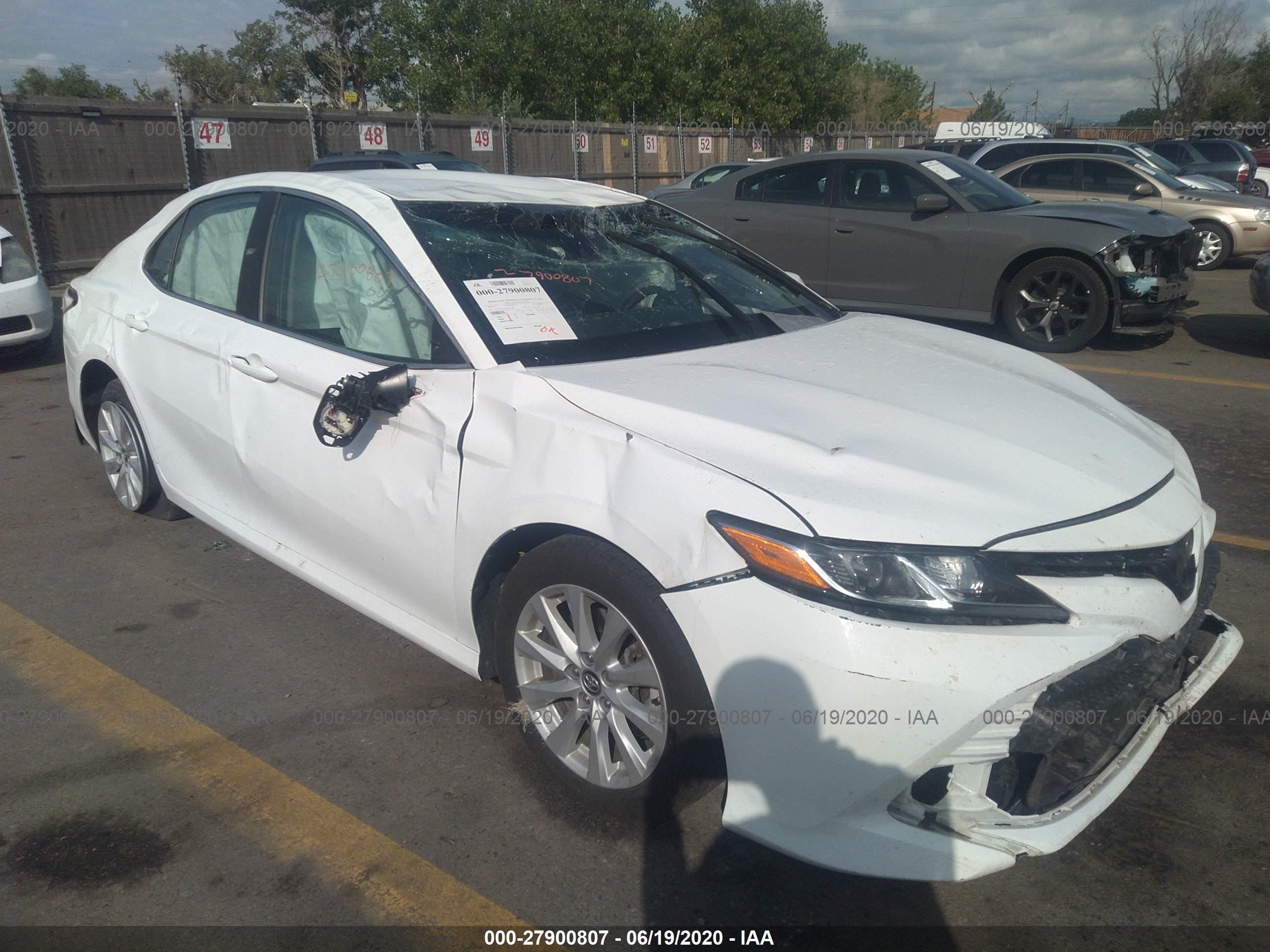 TOYOTA CAMRY 2018 4t1b11hk5ju055339