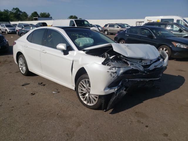 TOYOTA CAMRY 2018 4t1b11hk5ju079673