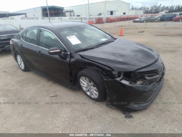 TOYOTA CAMRY 2018 4t1b11hk5ju084355