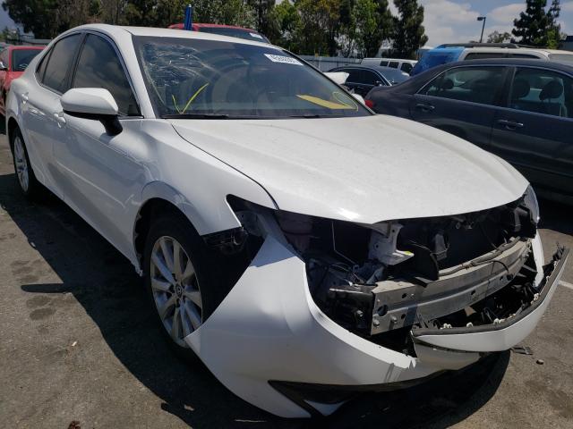 TOYOTA CAMRY LE 2018 4t1b11hk5ju092424