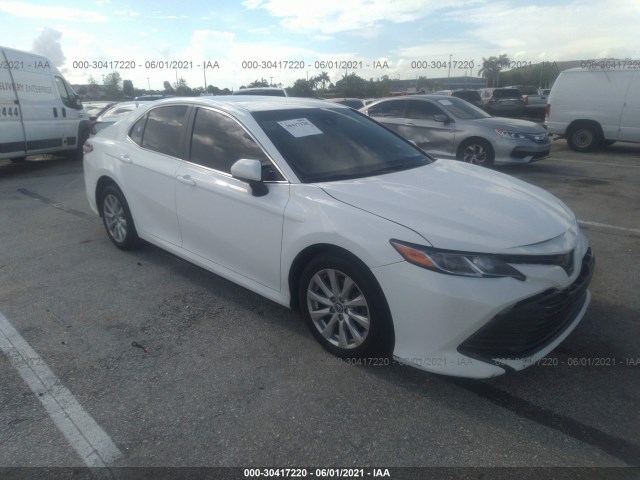 TOYOTA CAMRY 2018 4t1b11hk5ju092651