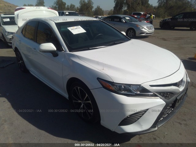 TOYOTA CAMRY 2018 4t1b11hk5ju130315