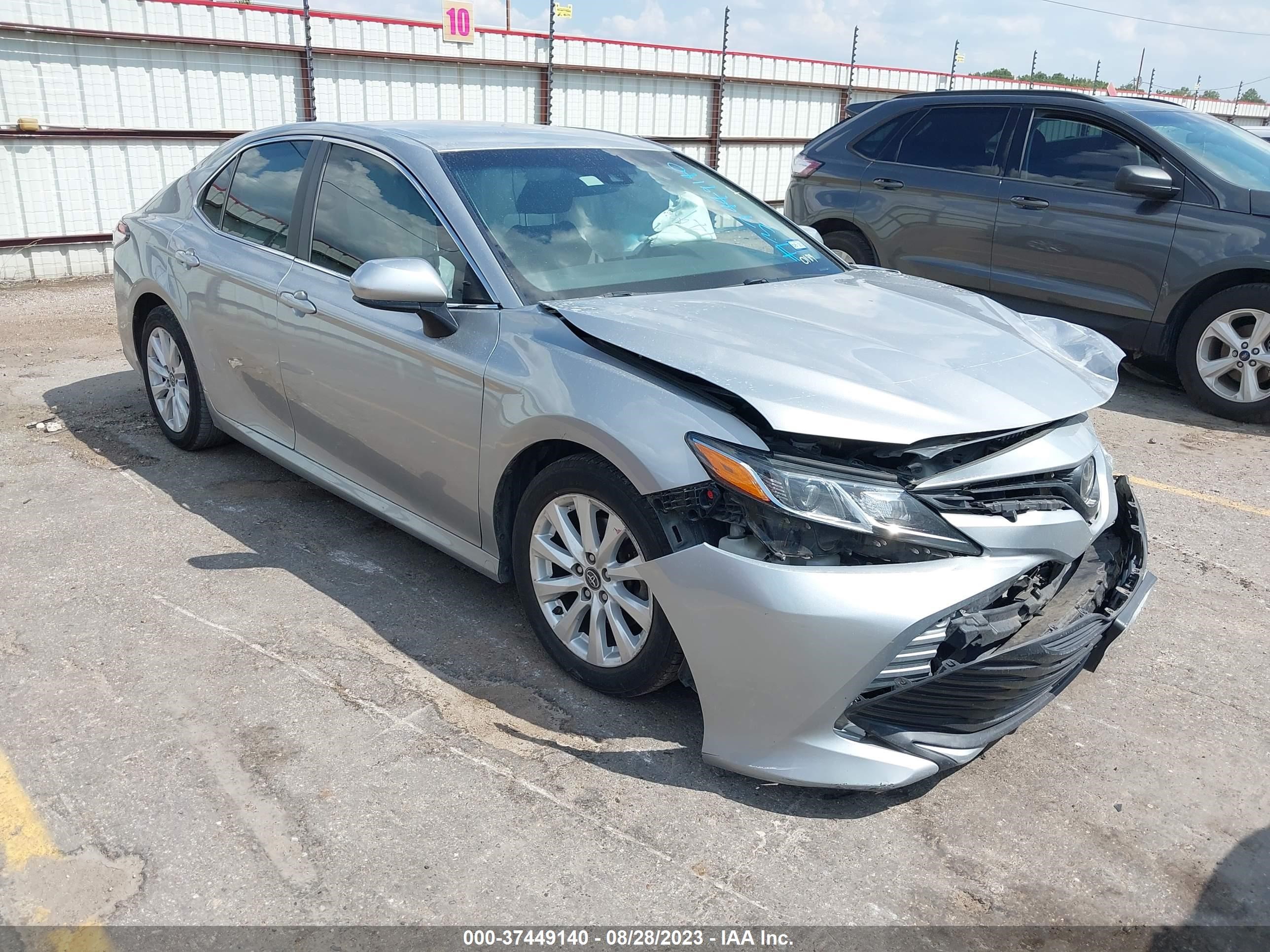 TOYOTA CAMRY 2018 4t1b11hk5ju150189