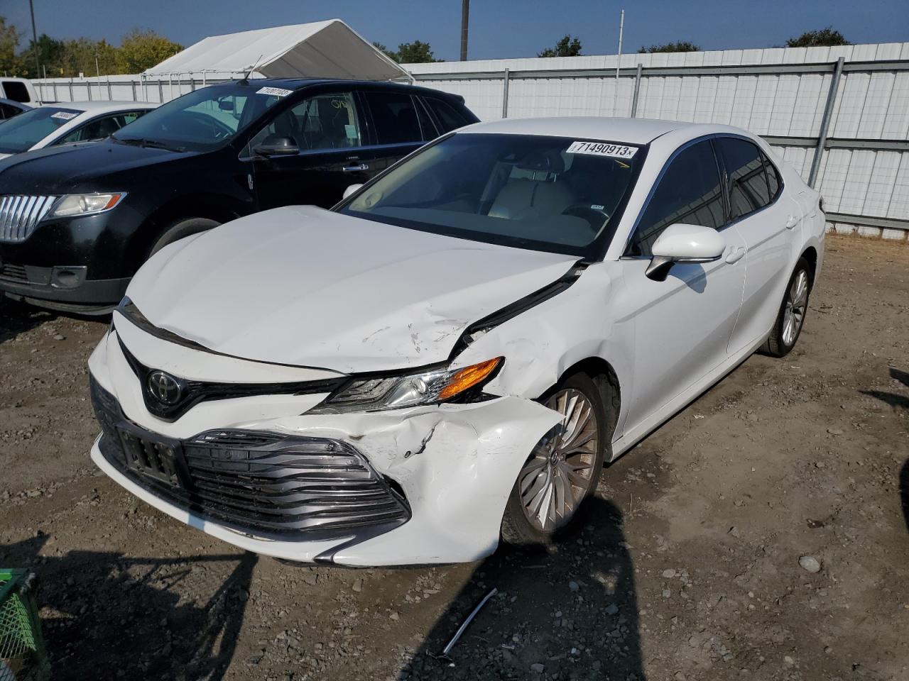 TOYOTA CAMRY 2018 4t1b11hk5ju502770