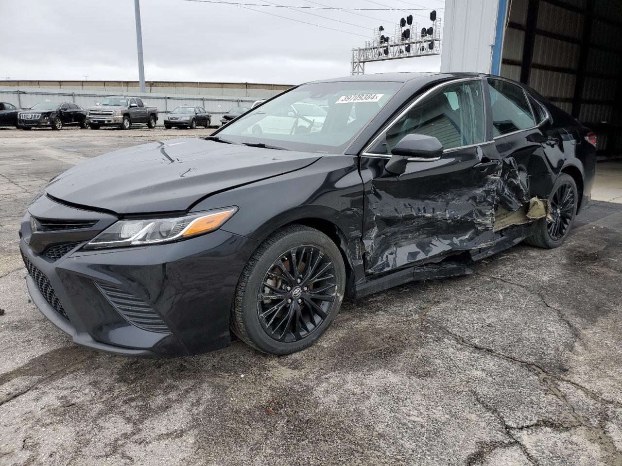 TOYOTA CAMRY 2018 4t1b11hk5ju563942